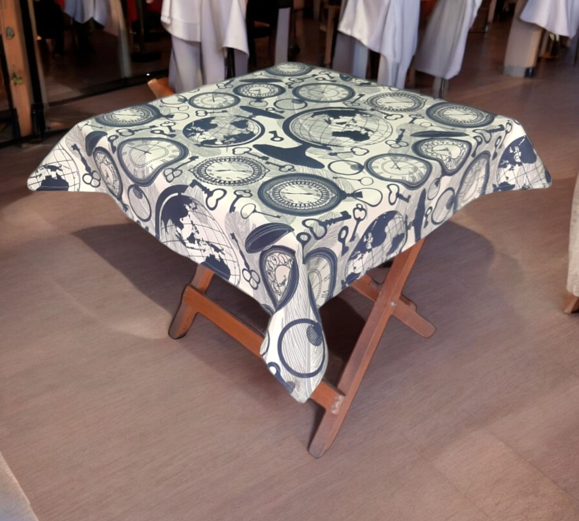Harita / Saat Desenli Restoran Masa Örtüsü 115/180