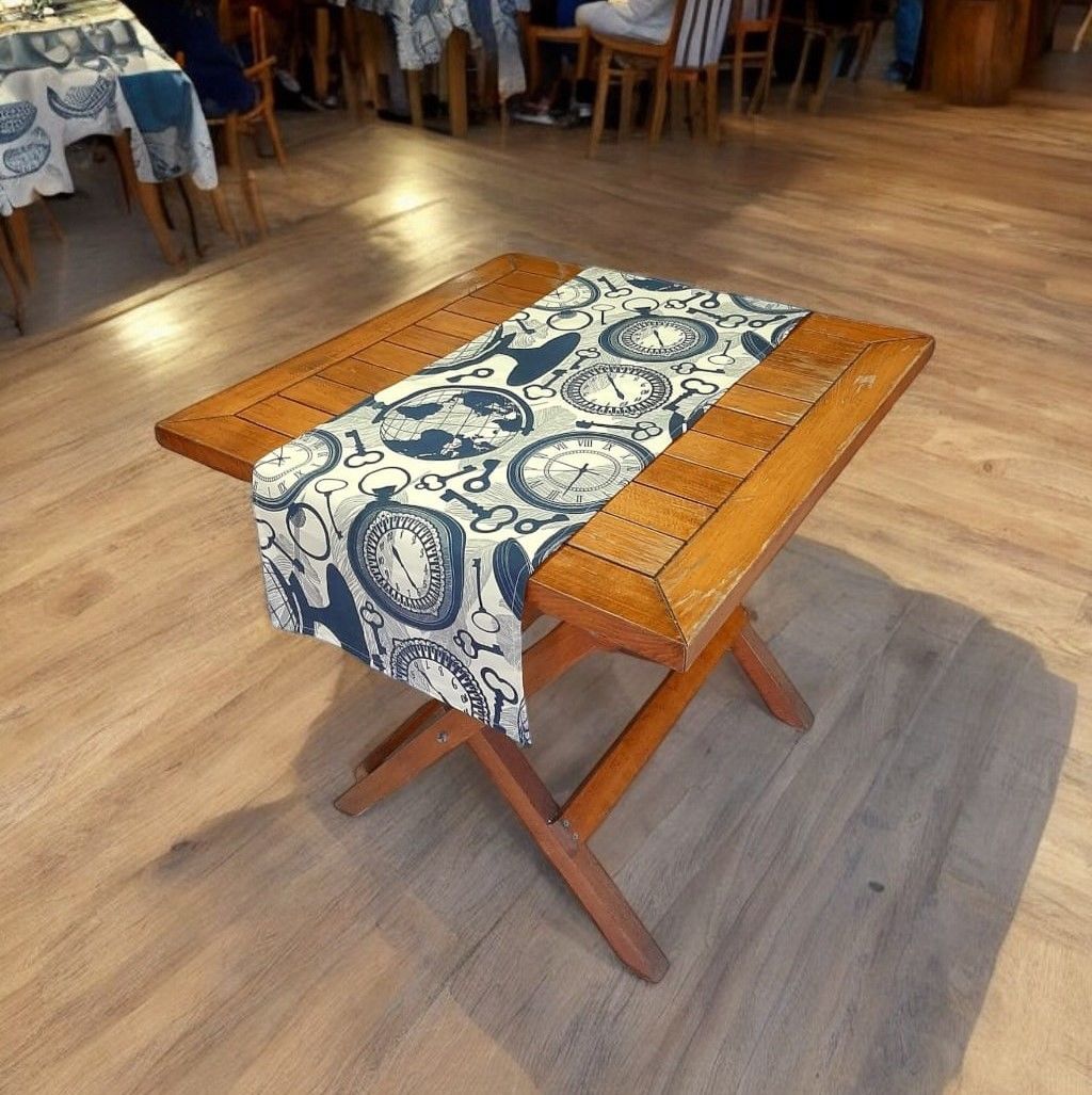 Harita / Saat Desenli Restoran Runner