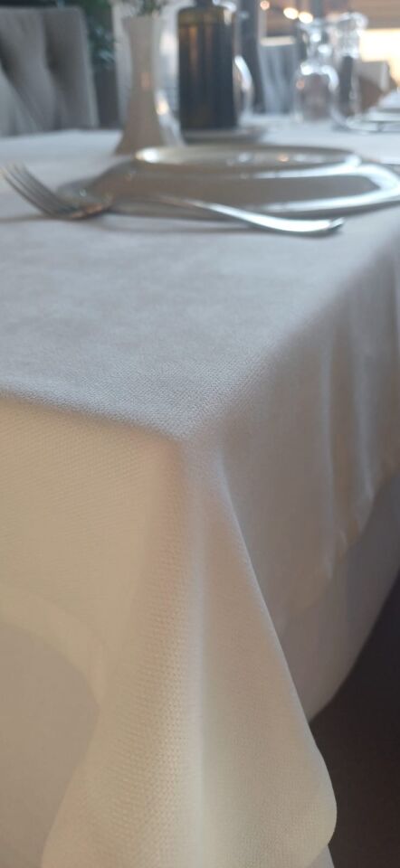 Beyaz Restoran Masa Örtüsü